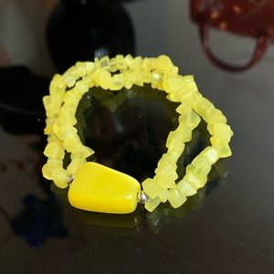 Light yellow stones chips bracelet💛